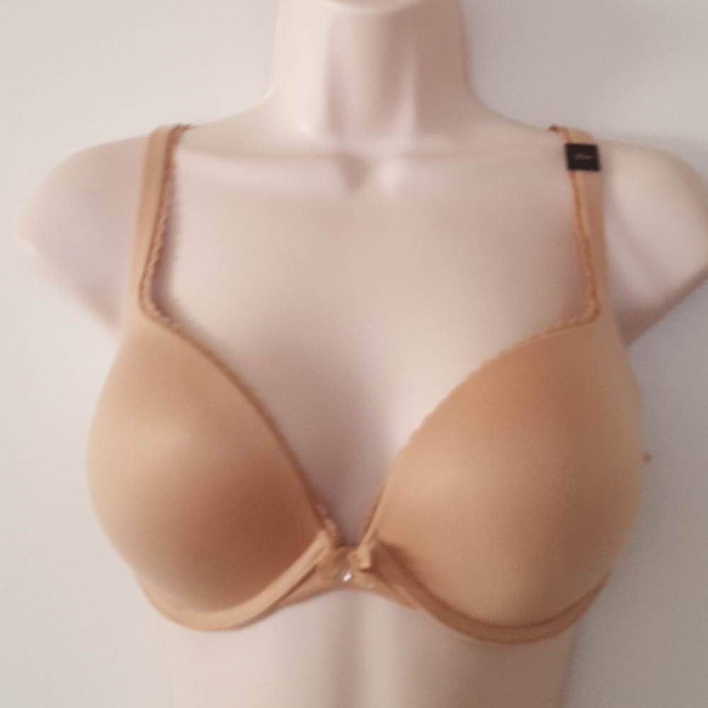 Victoria's Secret Nude Size 32DD Bra